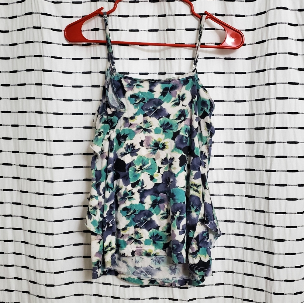 Floral Ruffle Front Tank Top - Picture 3 of 4